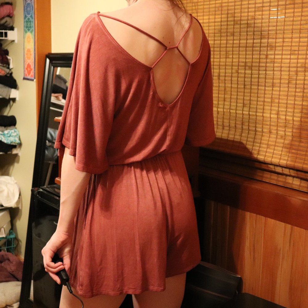 AE romper - Picture 2 of 3